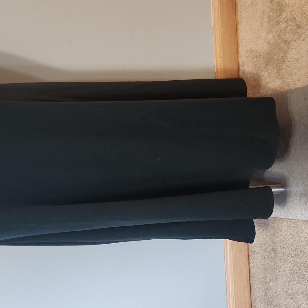 Dark green Halter Top gown - Picture 4 of 13